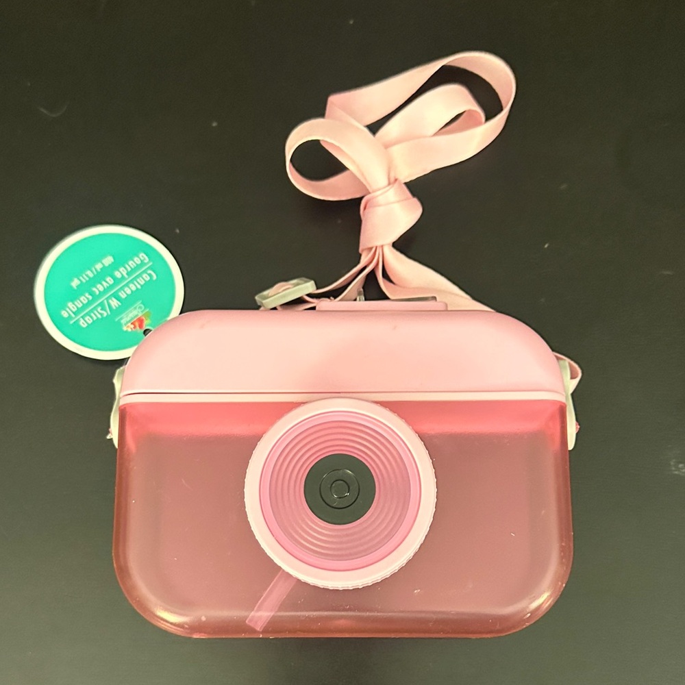 Adorable Pink Novelty Camera Cup with built in straw & carrying strap